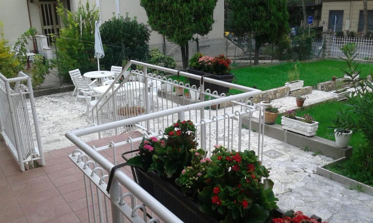 فندق Domus تشيزينا المظهر الخارجي الصورة